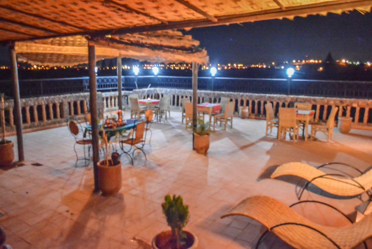 Dar Nadia Bendriss Hotel Tajda Exterior foto